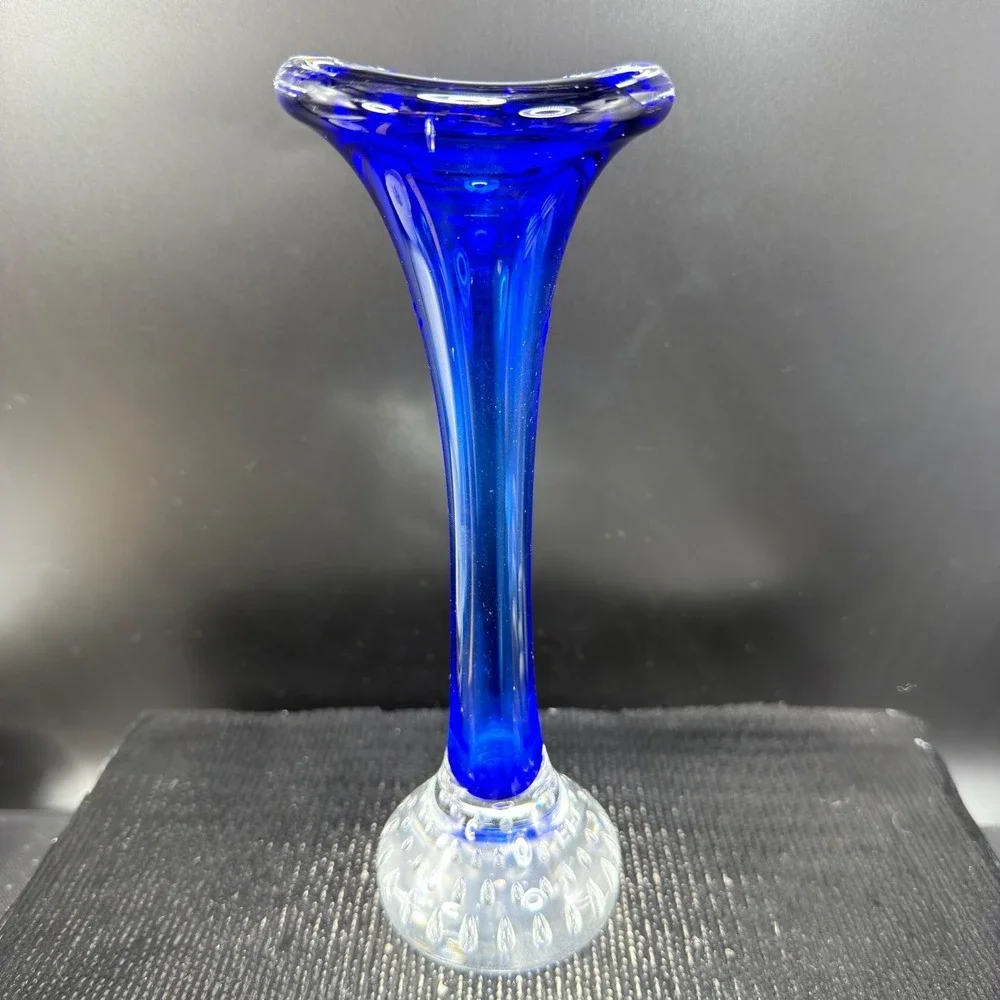 Aseda Glasbruk Cobalt Blue Art‎ Glass Vase Controlled Bubble Base Tri Corner Rim